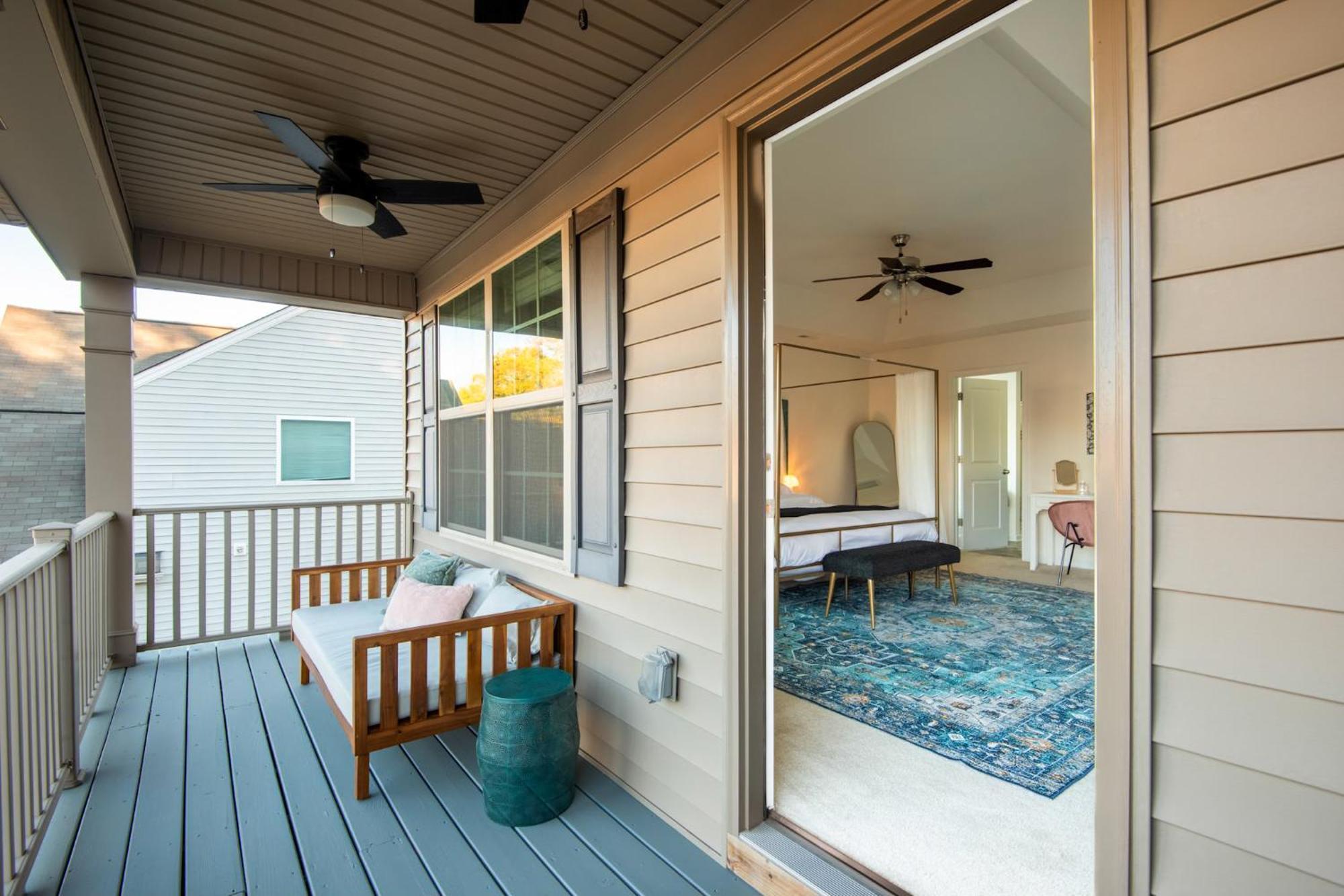 Near Clt Airport - 4Bd - Backyard - Balcony Villa Шарлът Екстериор снимка